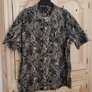 Croft & Barrow Casual Button-Down Short Sleeve Shirt